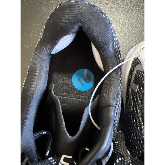 Under Armour Glyde 2.0 MT Women's 10 Softball Cleats Shoes Black 3026601-001 NEW - Picture 3 of 7